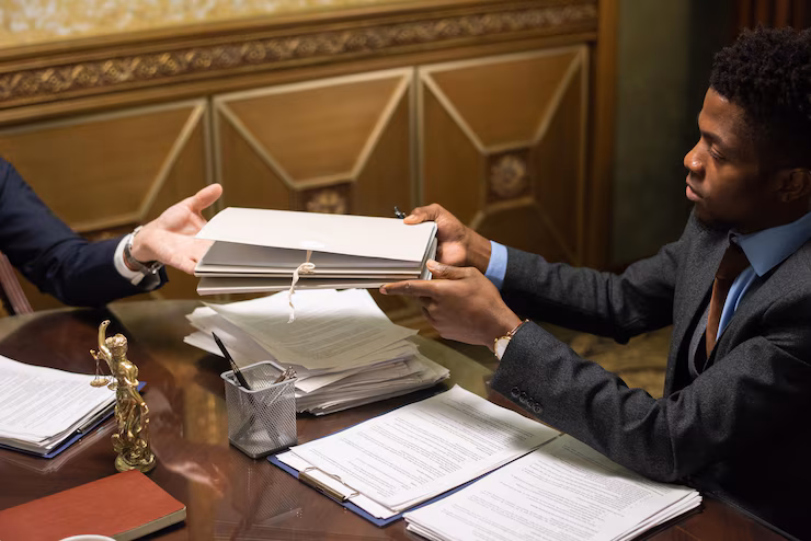 Zoning Law Changes and Building Code Updates in 2025: What Developers, Landowners, and Buyers Should Watch For in the UK.