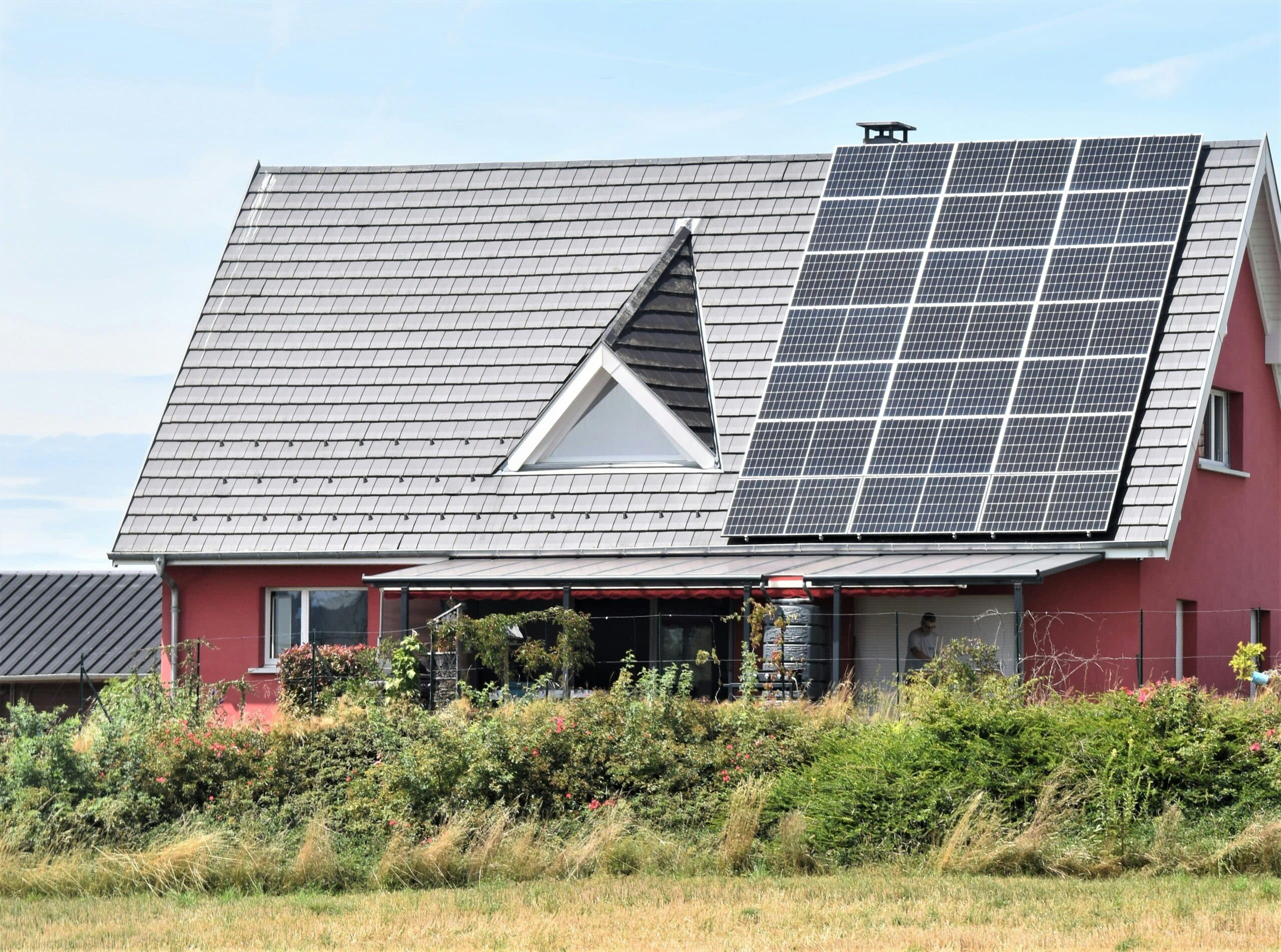Do Solar Panels Boost Your Home’s Value in the UK?
